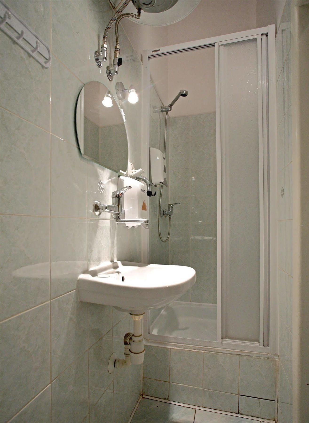 Enigma Hostel Krakow Luaran gambar